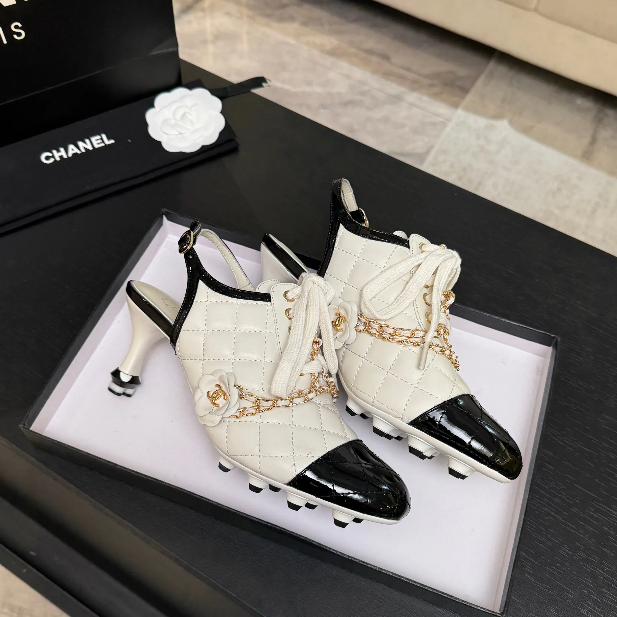 Туфли Женские Chanel 18891563