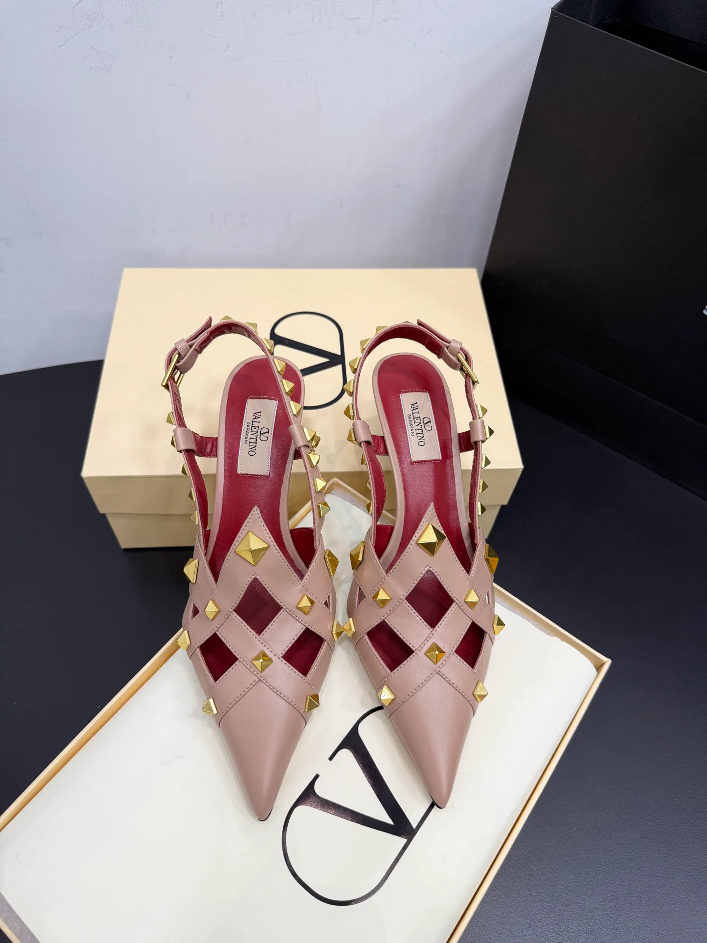 Босоножки Женские Valentino 1231192