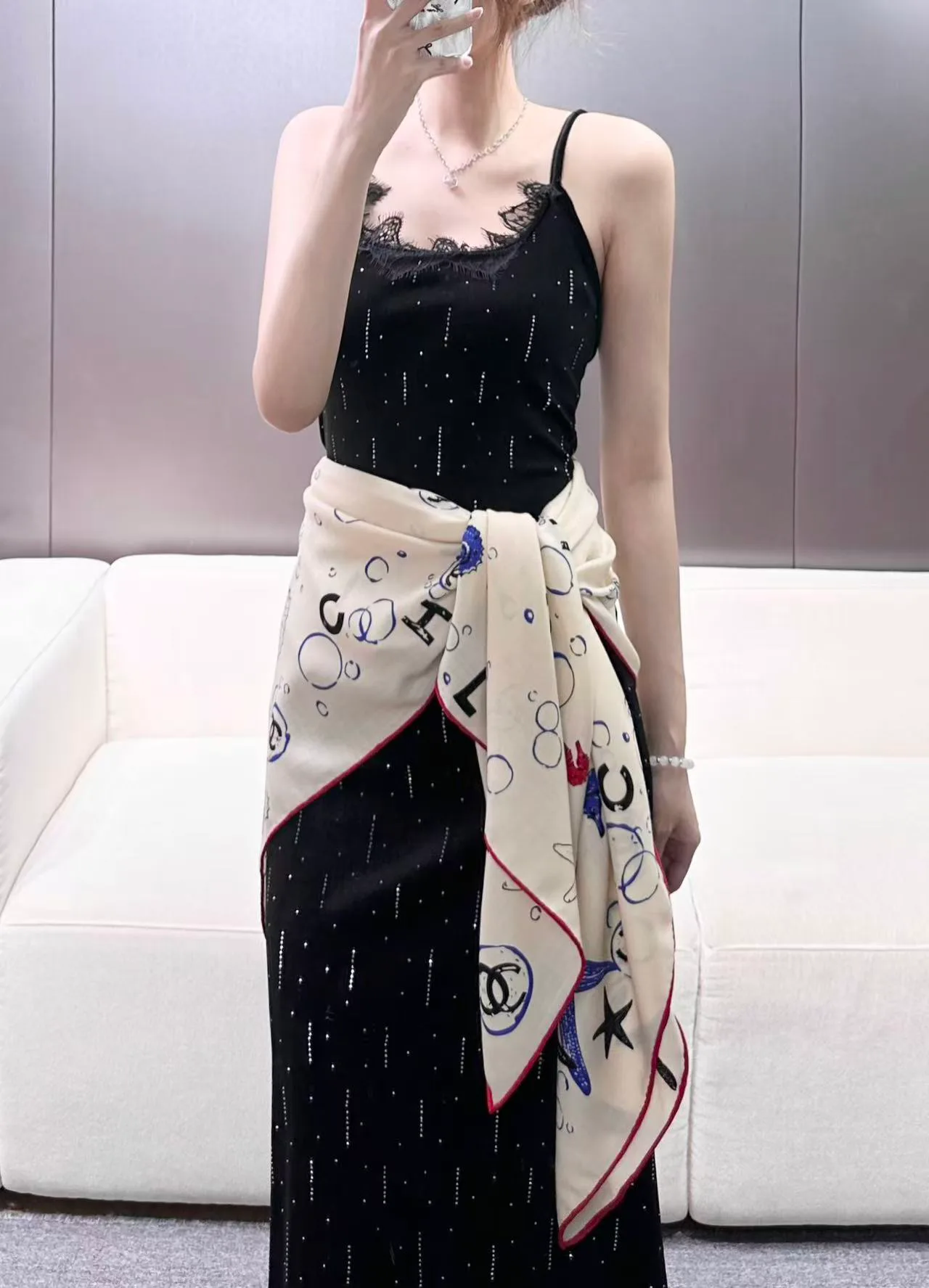 Платки Chanel 18624490