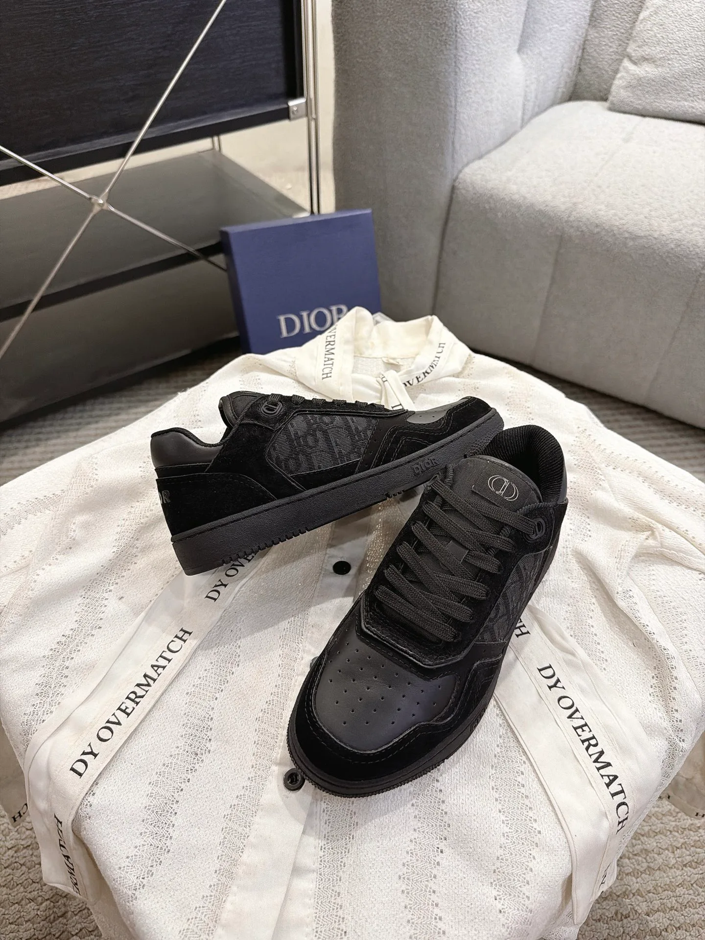 Кроссовки Женские Christian Dior 18233130