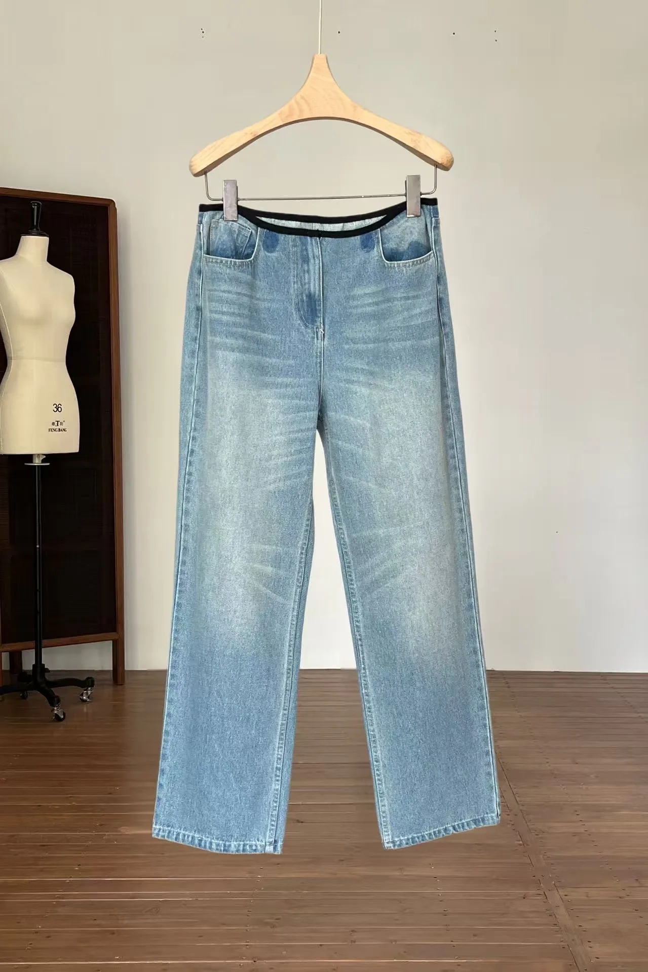 Джинсы Женские Prada 17322204