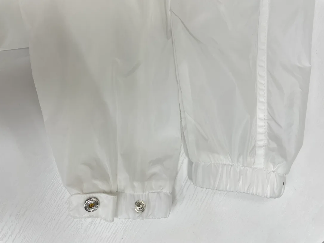 Куртки И Пуховики Женские Moncler 11244738