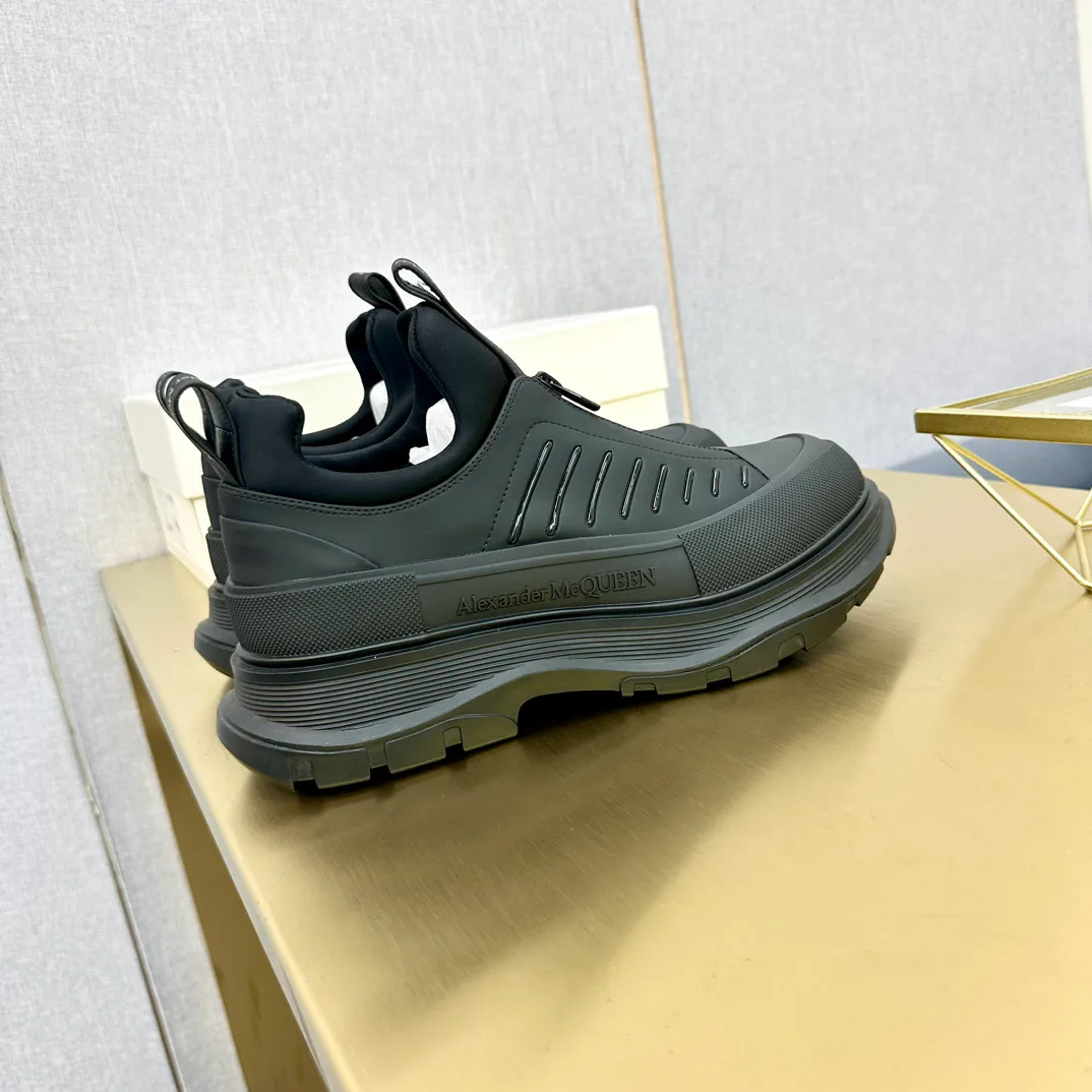 Кроссовки Женские Alexander Mcqueen 18397474