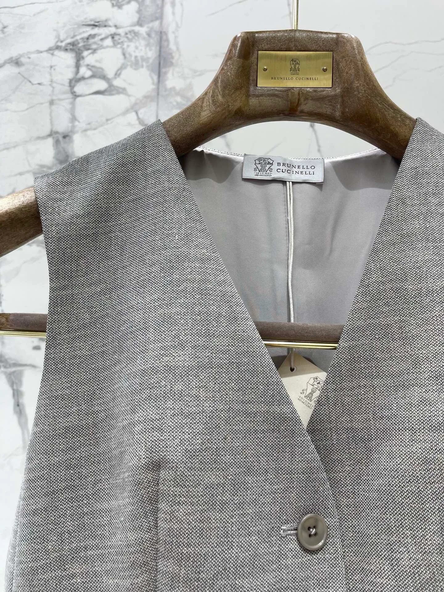 Жилеты Женские Brunello Cucinelli 18527384