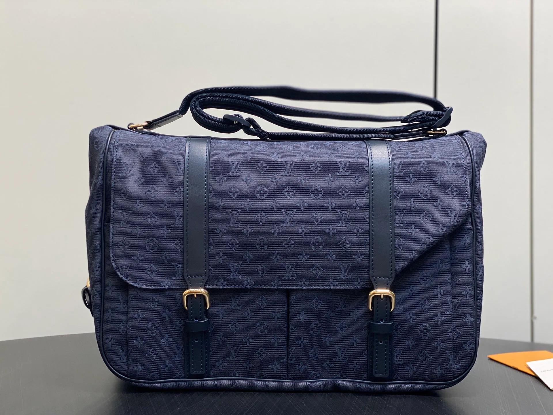 Классические Сумки Женские Louis Vuitton 17544744
