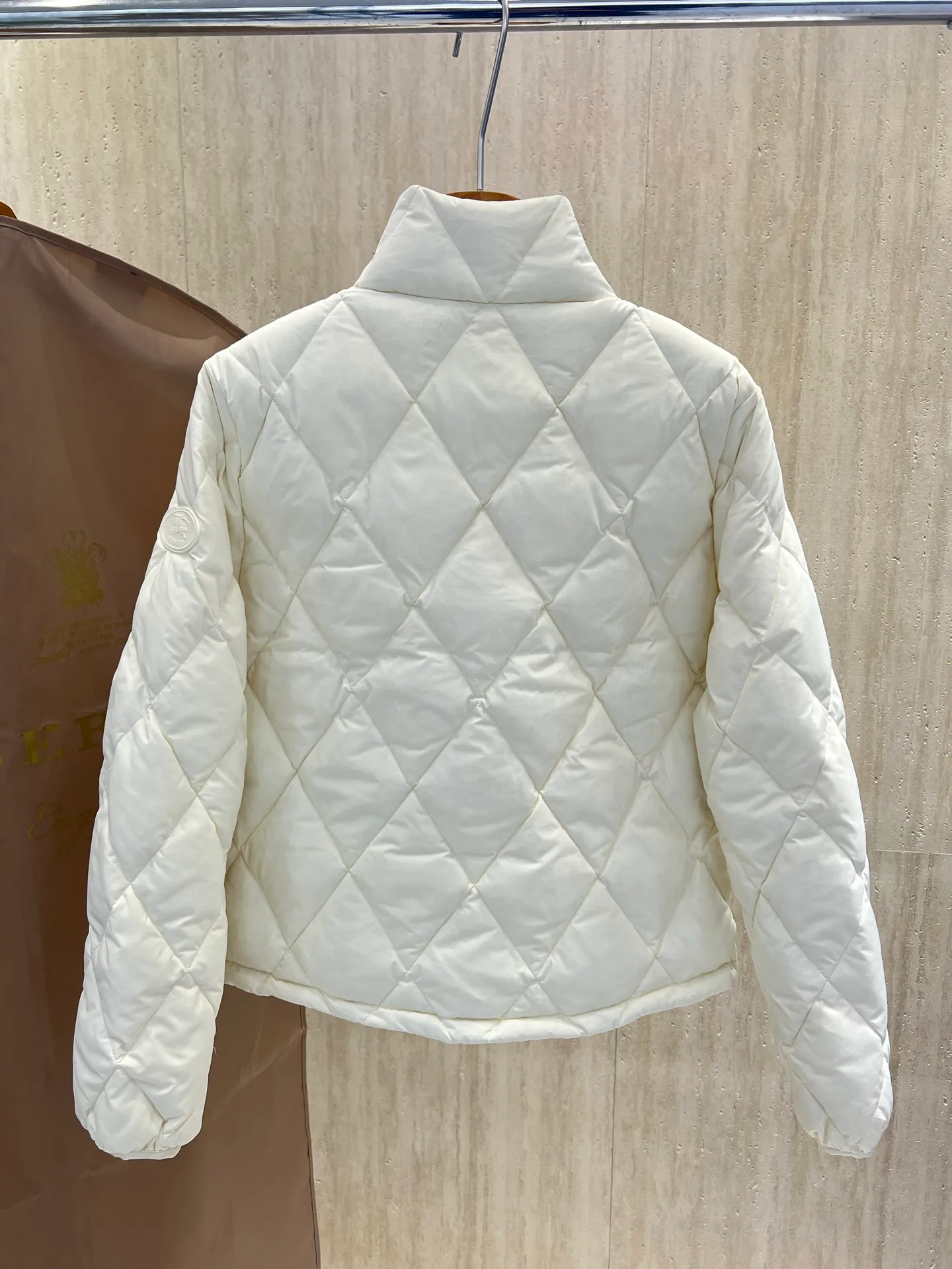 Куртки И Пуховики Женские Burberry 18296473