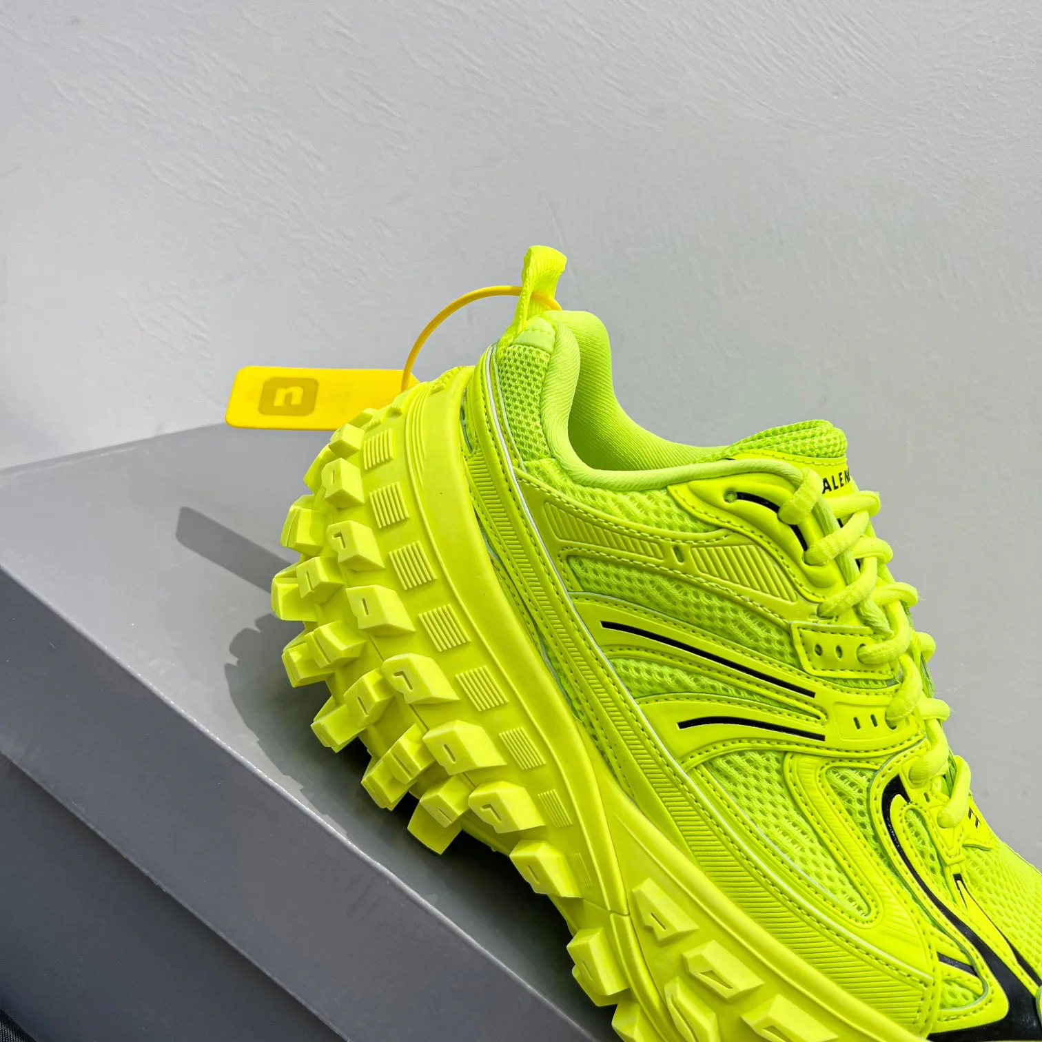 Кроссовки Женские Balenciaga 6428066