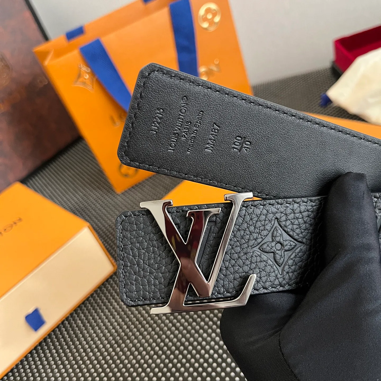 Ремни Louis Vuitton 365770