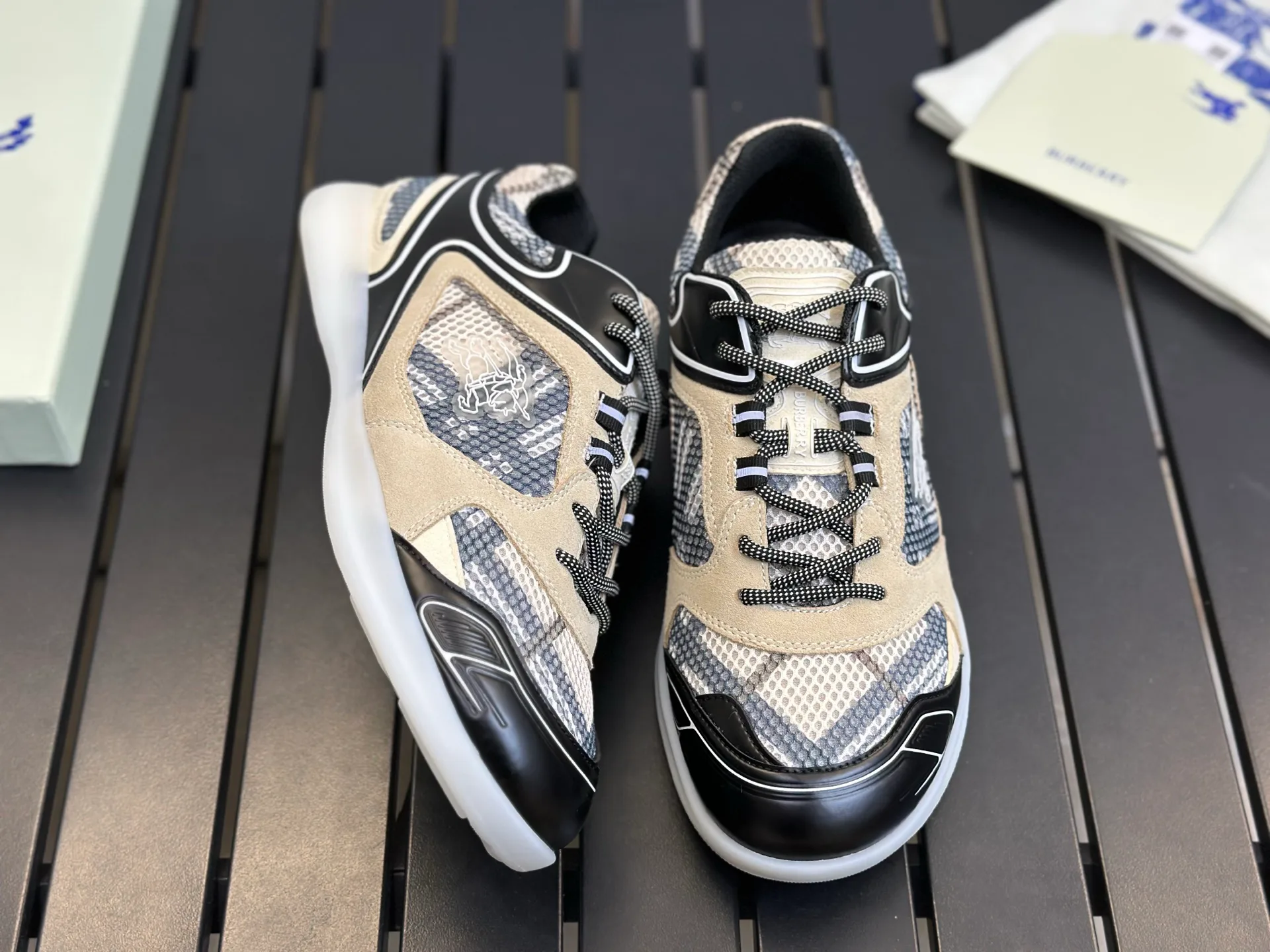Кроссовки Мужские Burberry 17420353