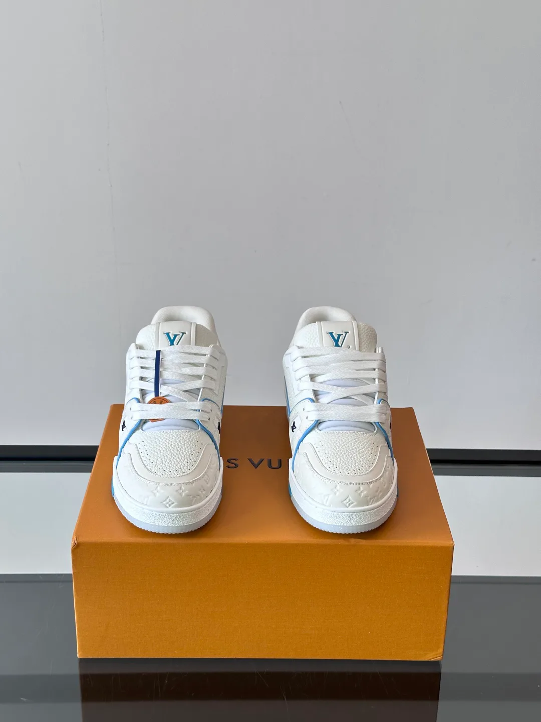 Кроссовки Мужские Louis Vuitton 13182429