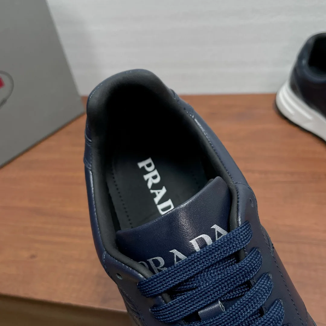Кроссовки Мужские Prada 17542577