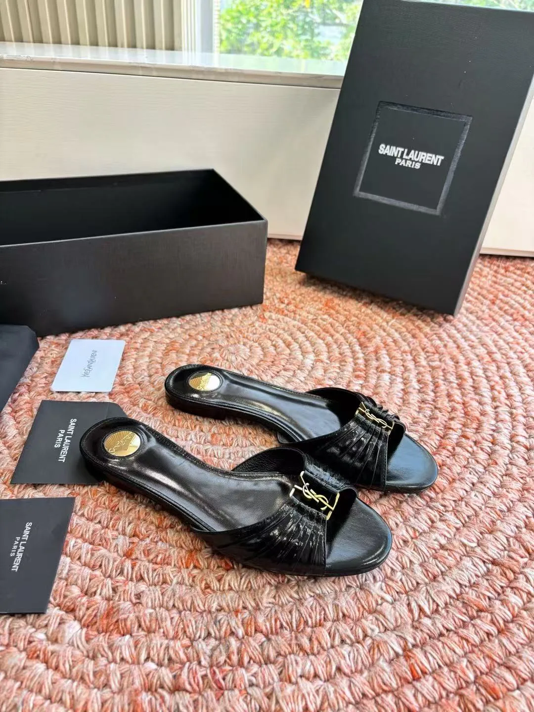 Шлепанцы Женские Saint Laurent 11755418