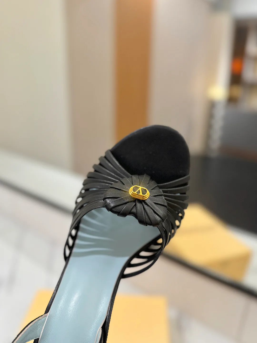 Босоножки Женские Valentino 10026781