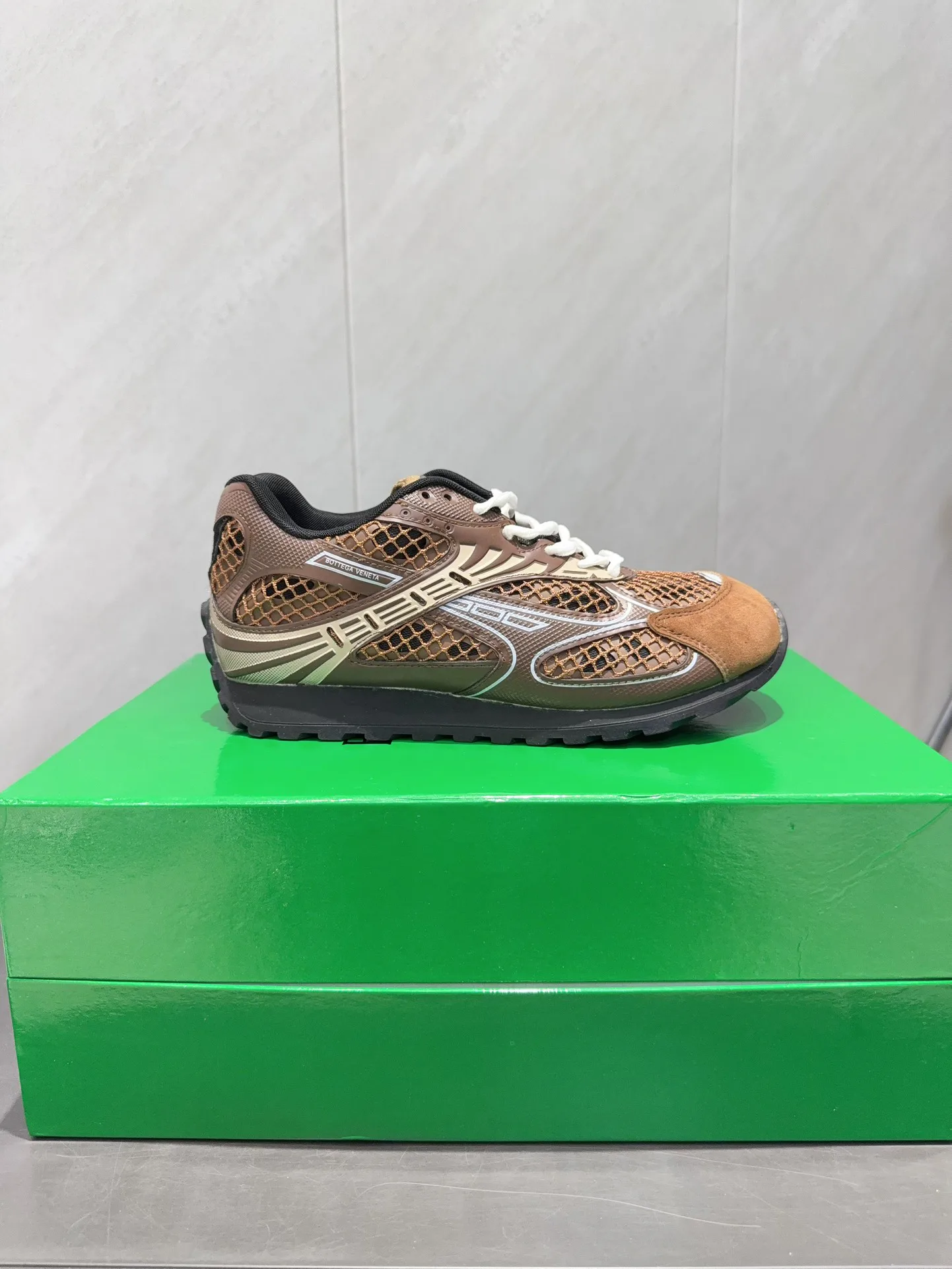 Кроссовки Женские Bottega Veneta 11400564