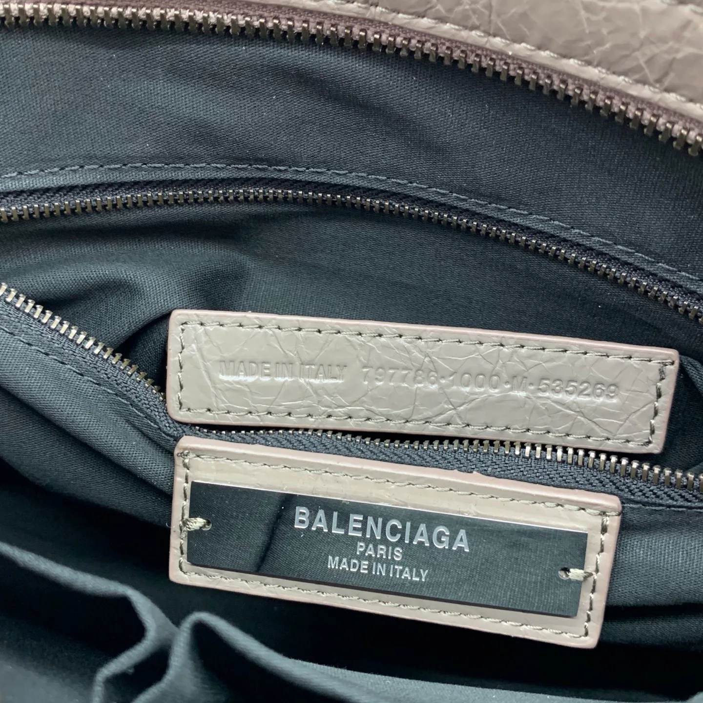 Классические Сумки Женские Balenciaga 18135969