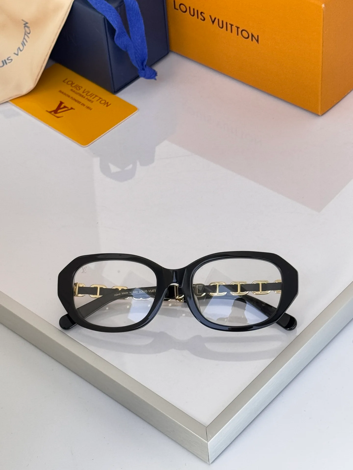 Очки Louis Vuitton 1973078