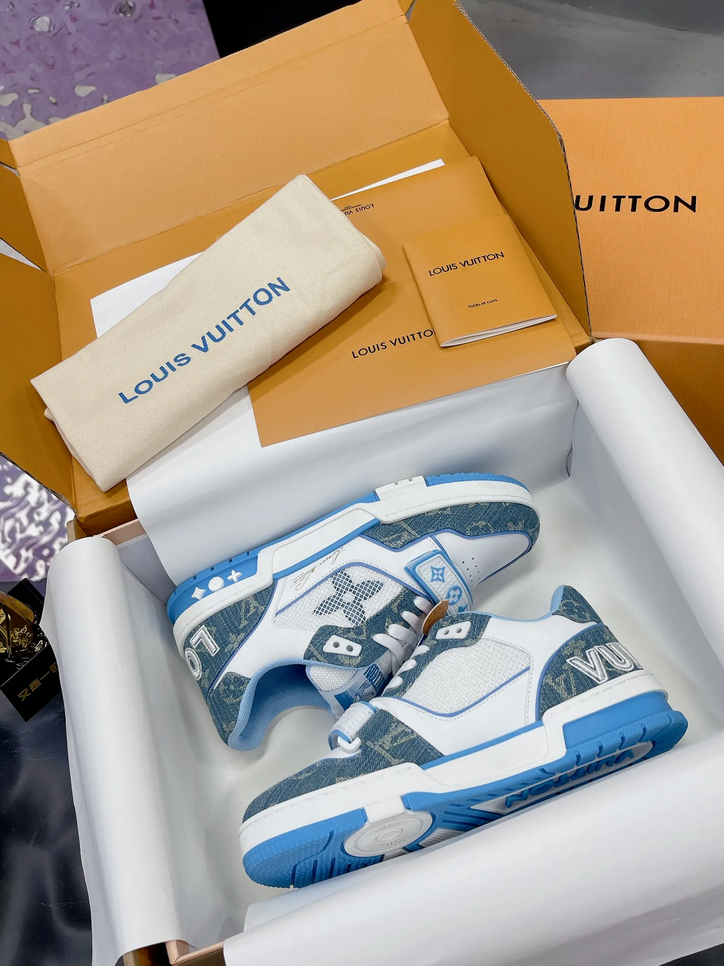 Кроссовки Женские Louis Vuitton 11316742