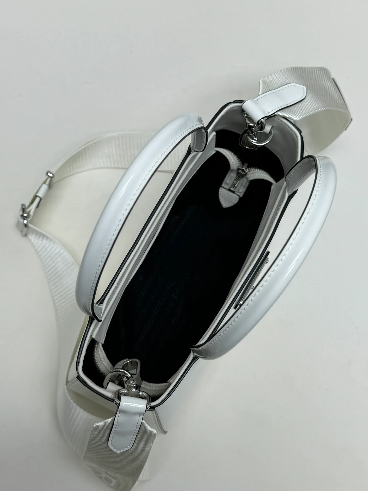 Сумки На Ремне Женские Prada 1305971