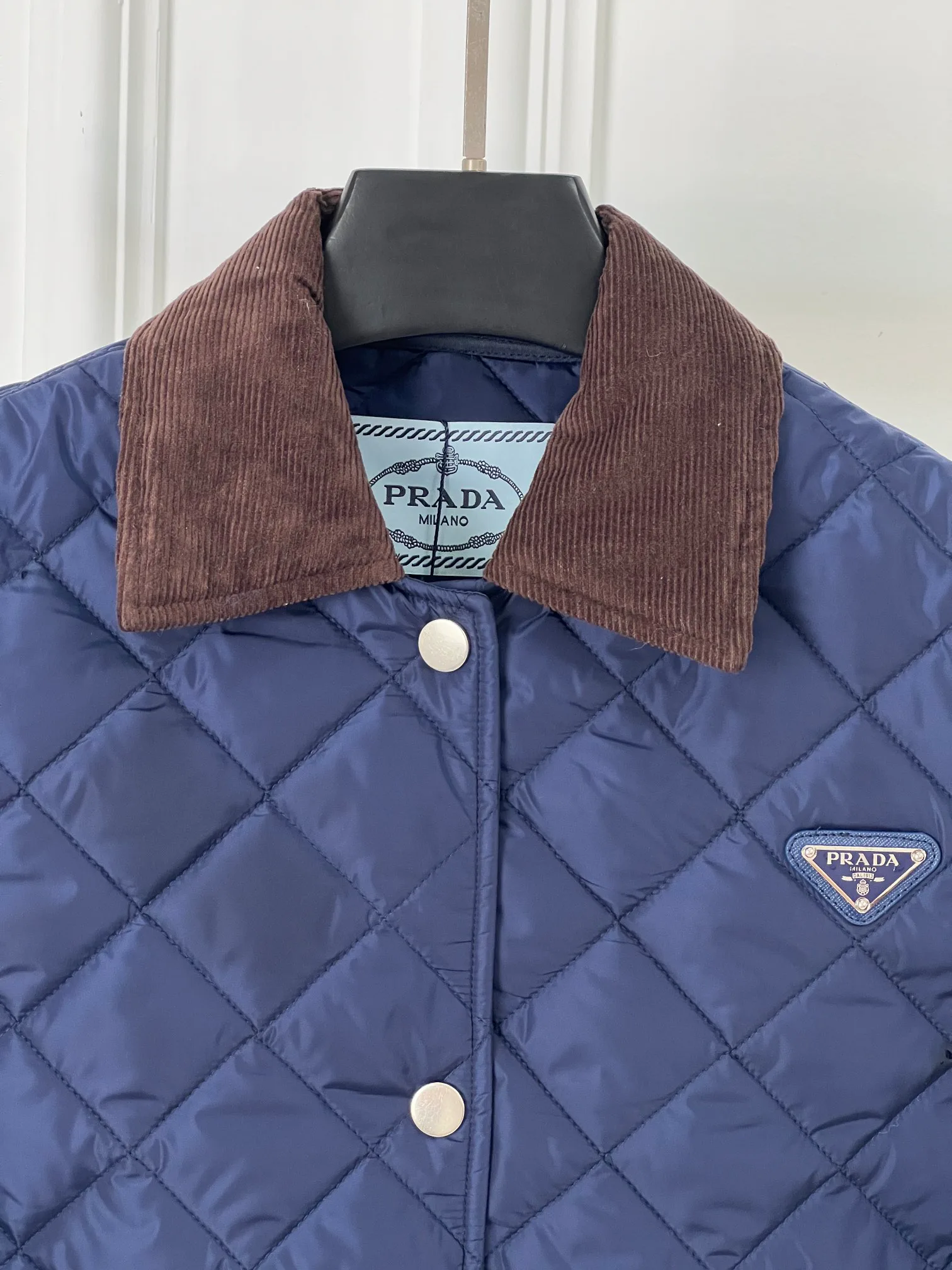 Куртки И Пуховики Женские Prada 9269375