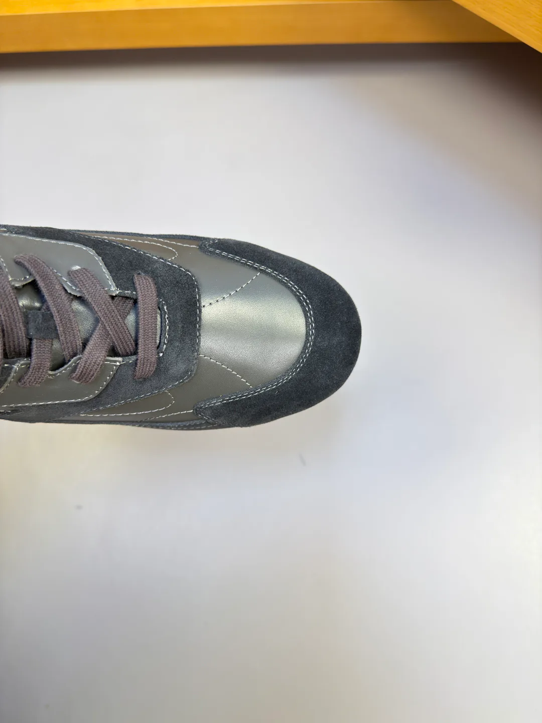 Кроссовки Мужские Salvatore Ferragamo 19626239