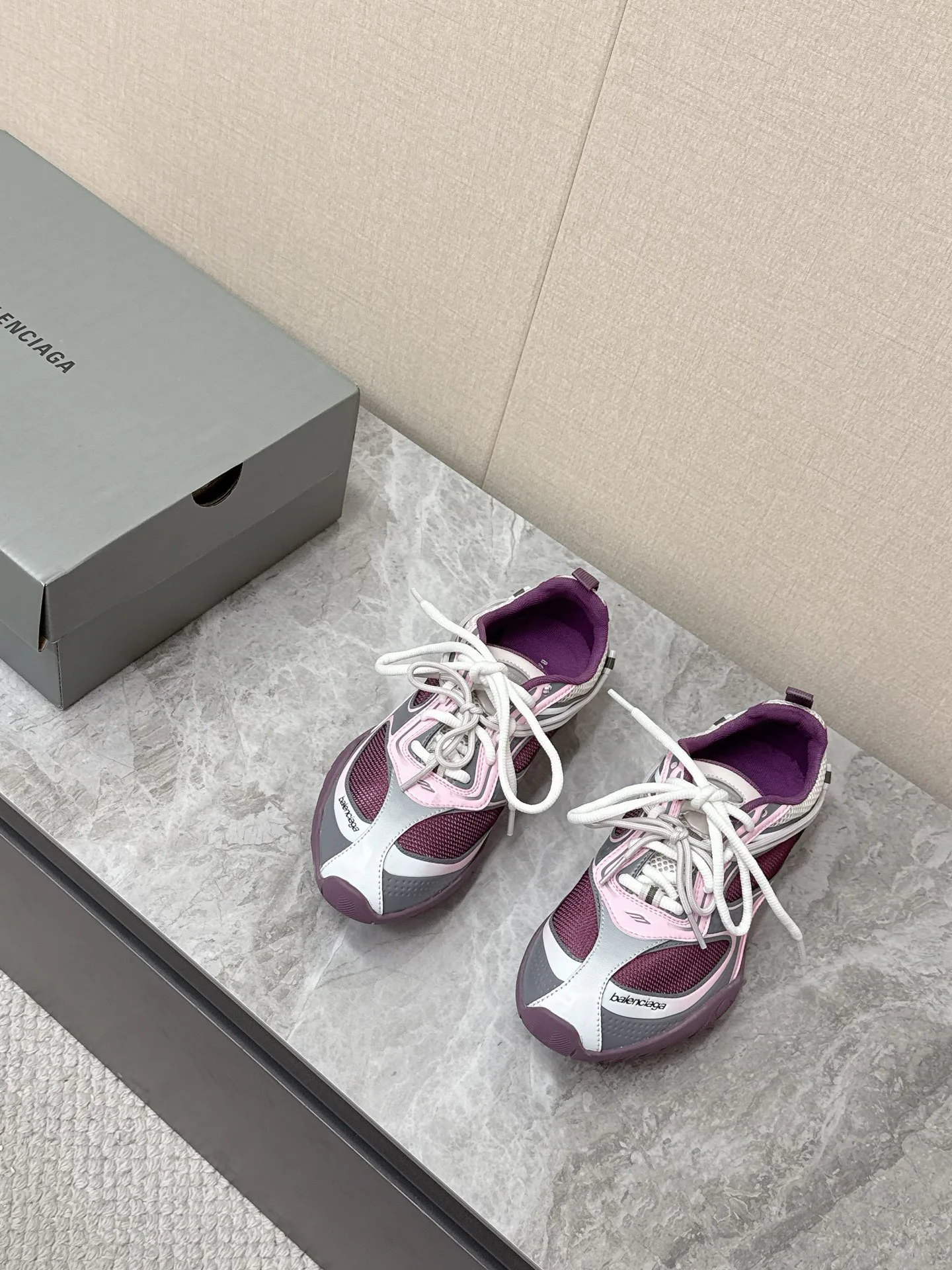 Кроссовки Женские Balenciaga 14730153