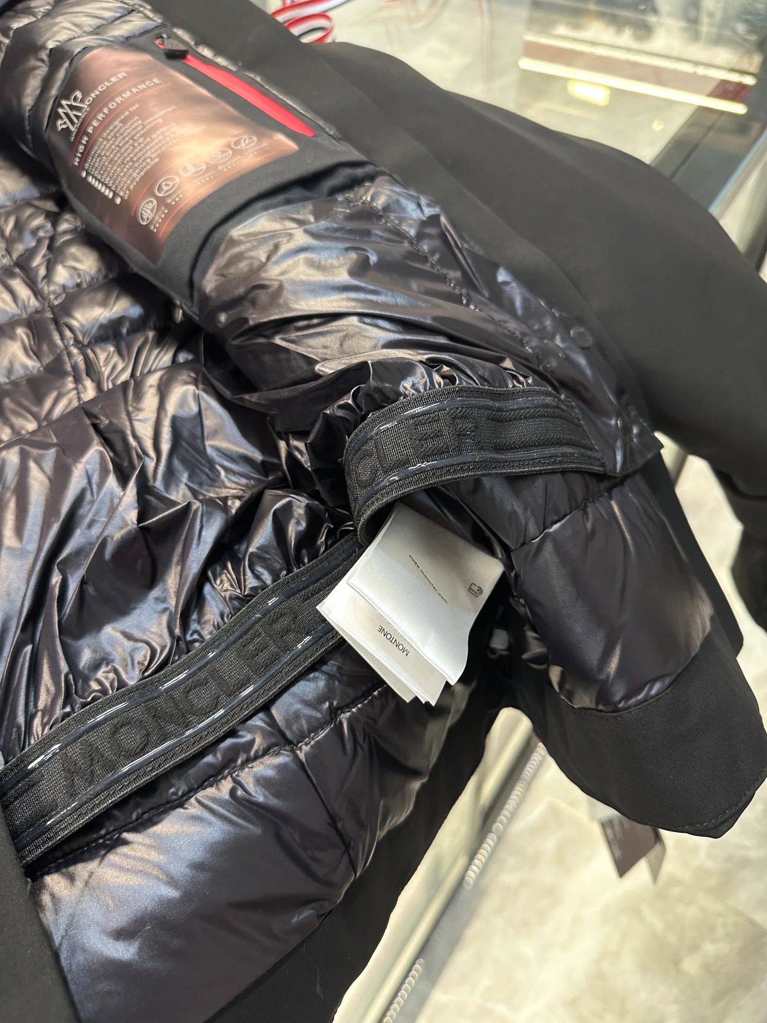 Куртки И Пуховики Женские Moncler 18133804