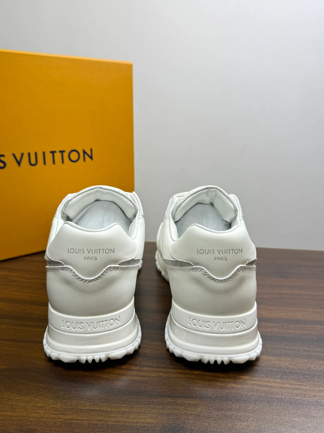 Кроссовки Мужские Louis Vuitton 20143427