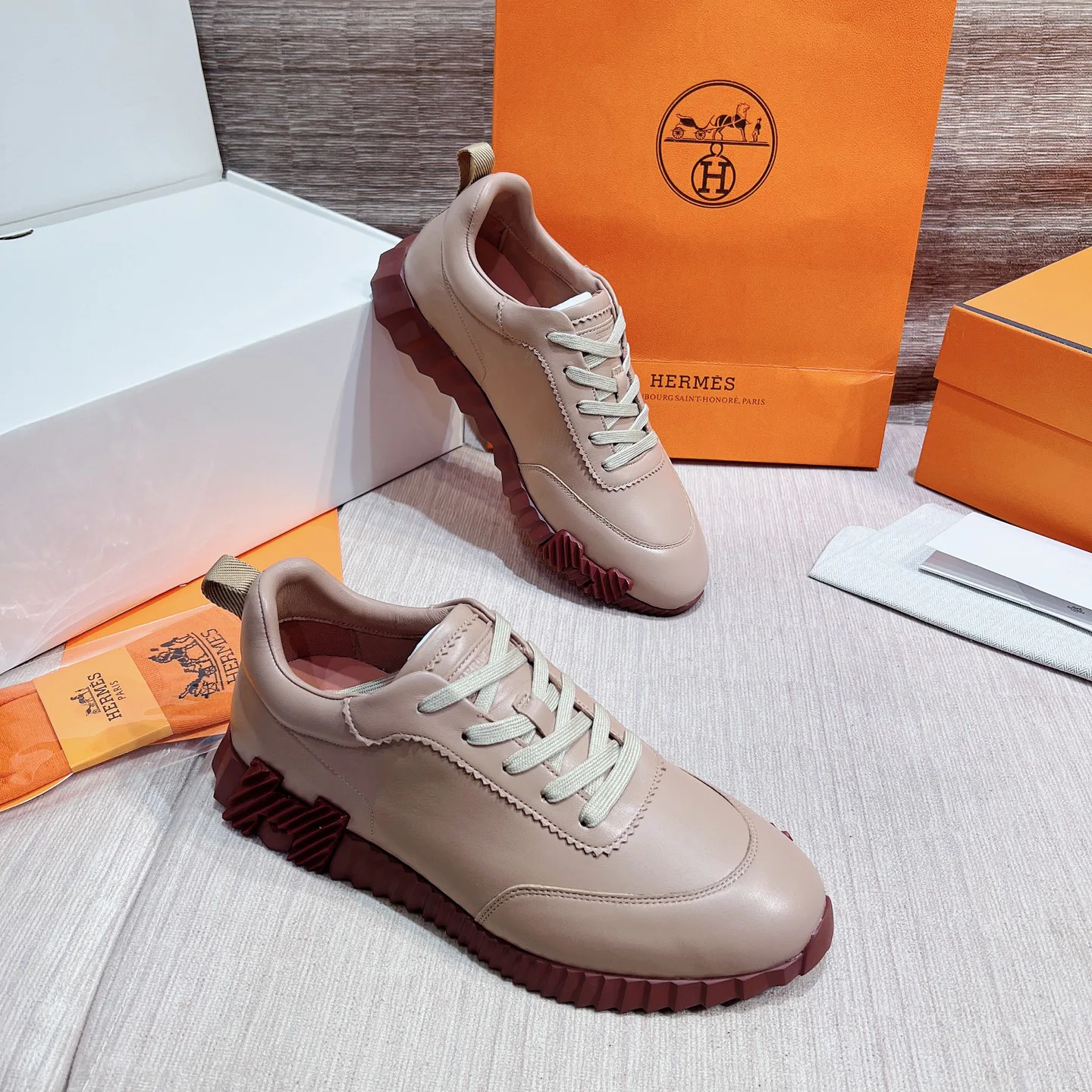 Кроссовки Женские Hermes 17749547