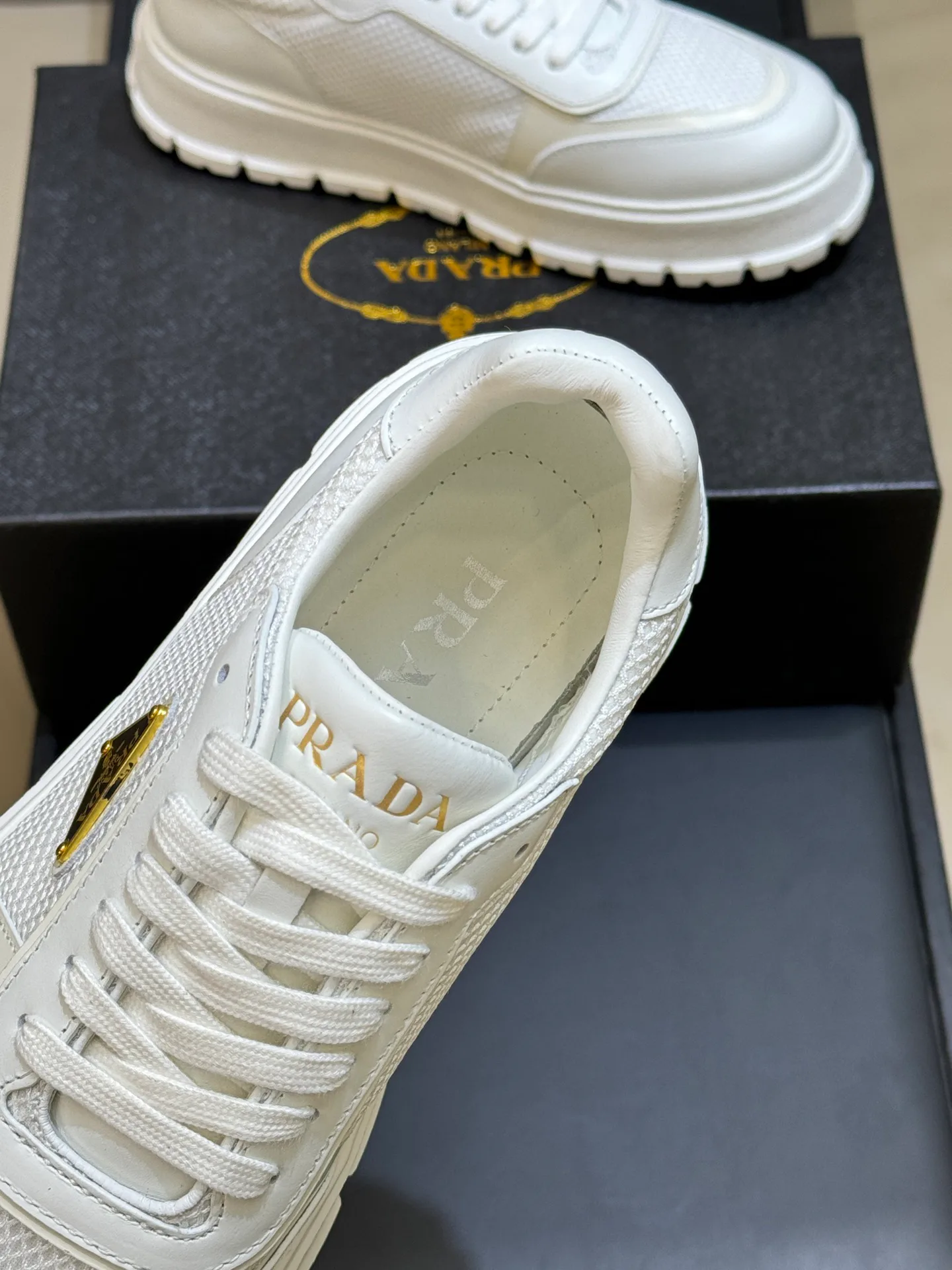 Кроссовки Мужские Prada 17915325