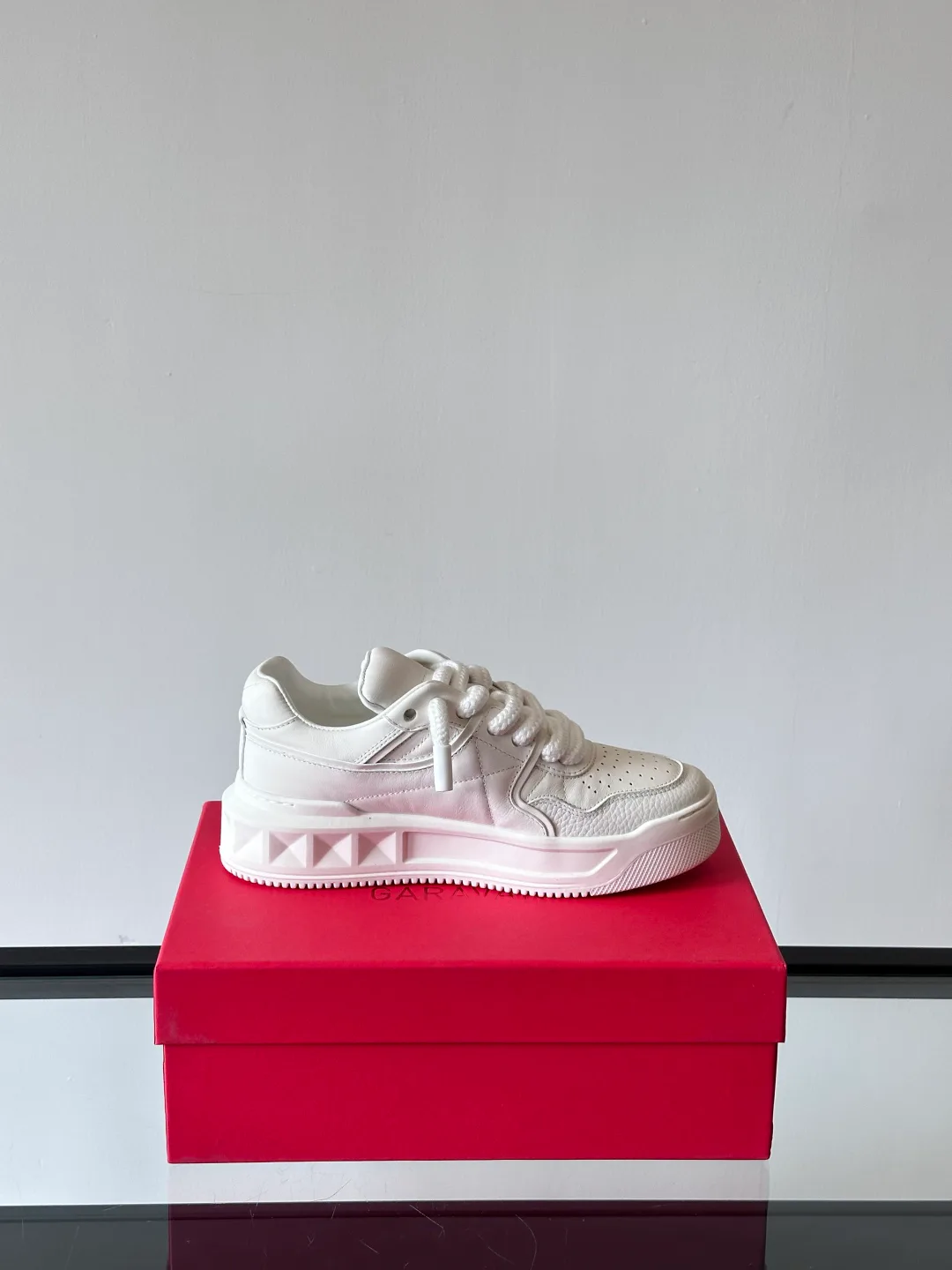 Кроссовки Мужские Valentino 24285