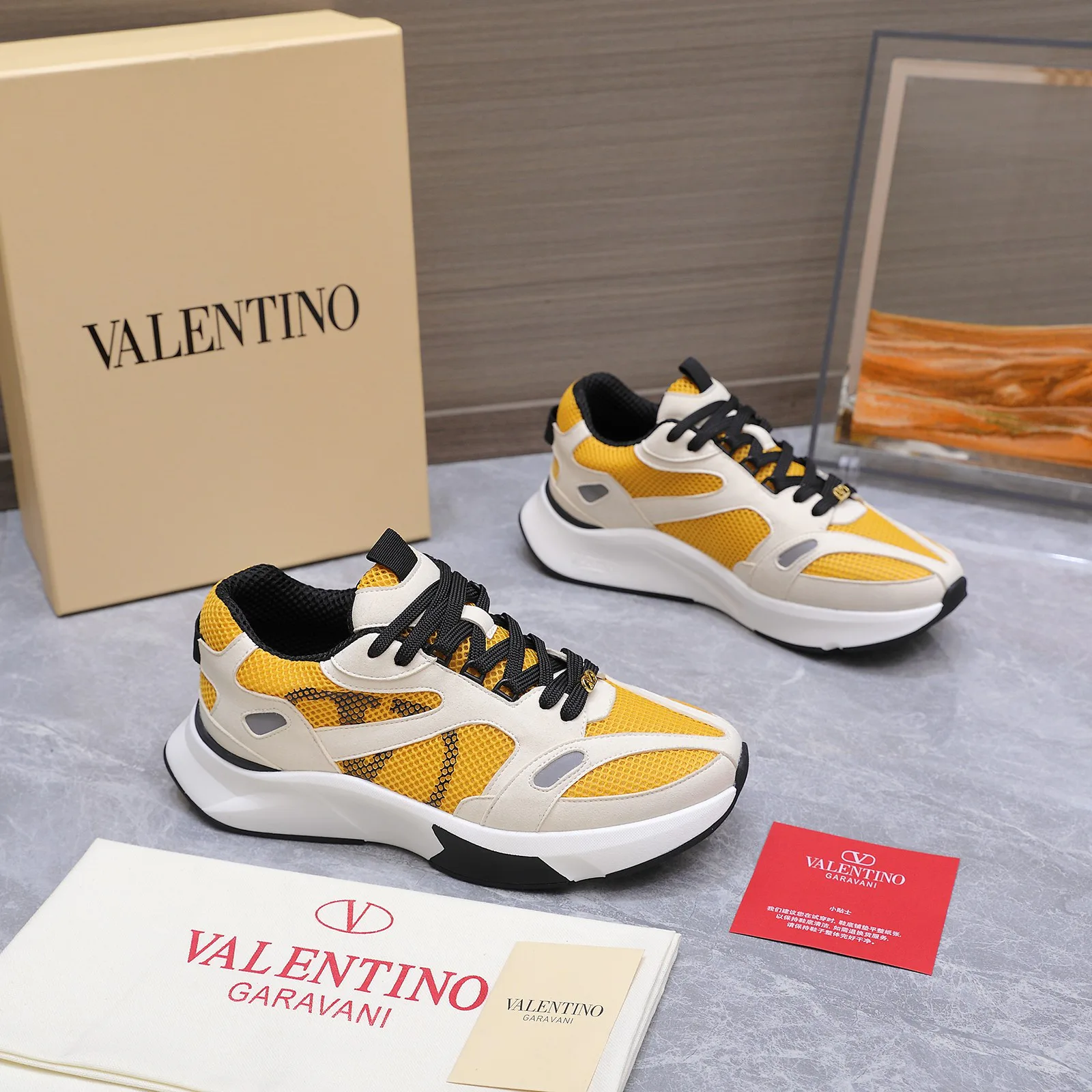 Кроссовки Мужские Valentino 17604594