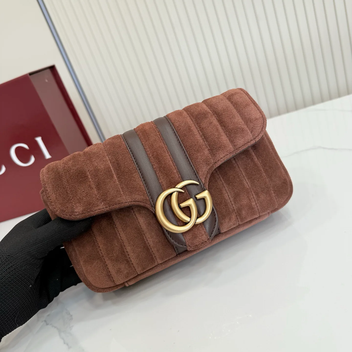 Классические Сумки Женские Gucci 18210738