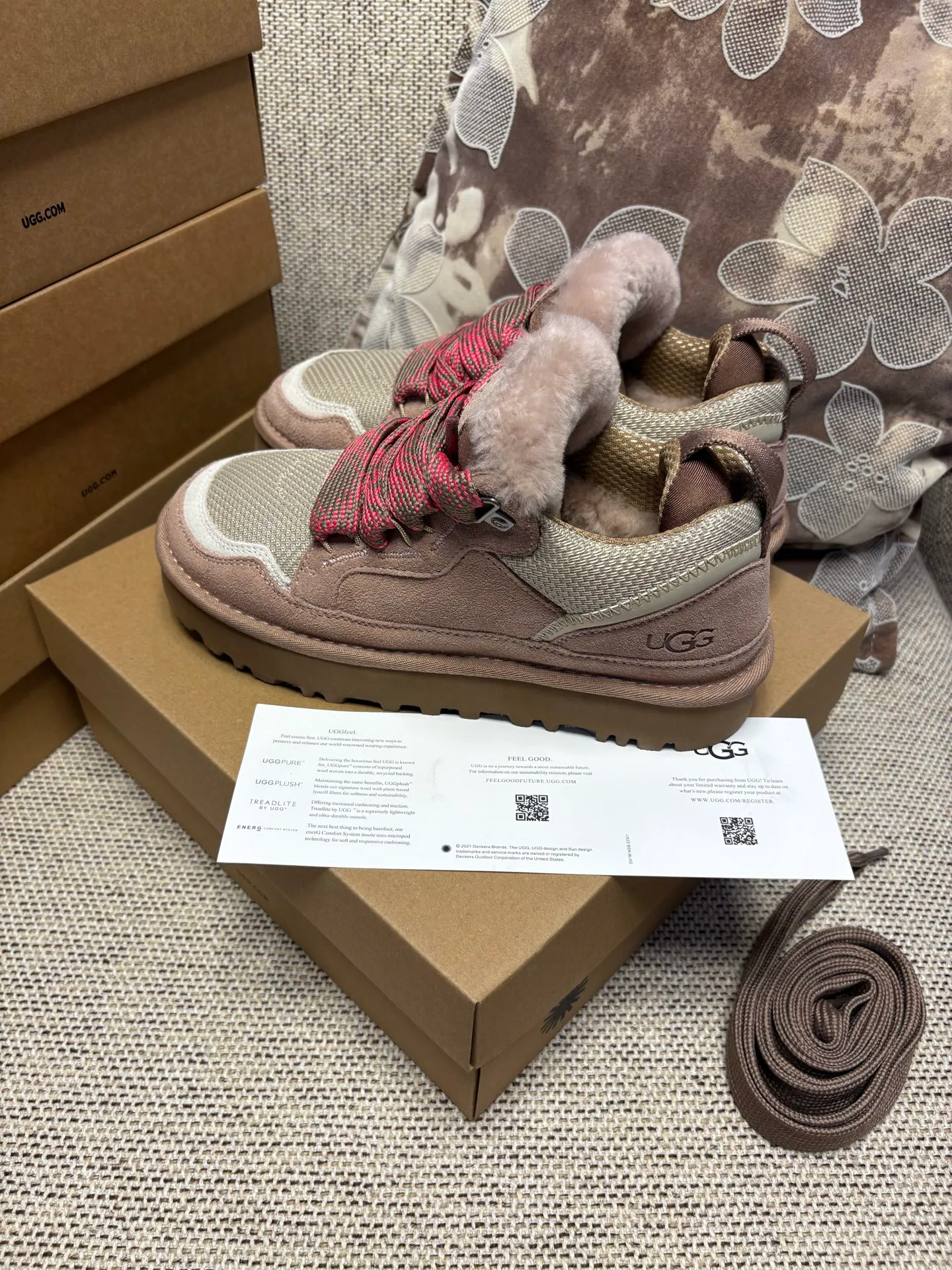 Кроссовки Женские Ugg 18104027