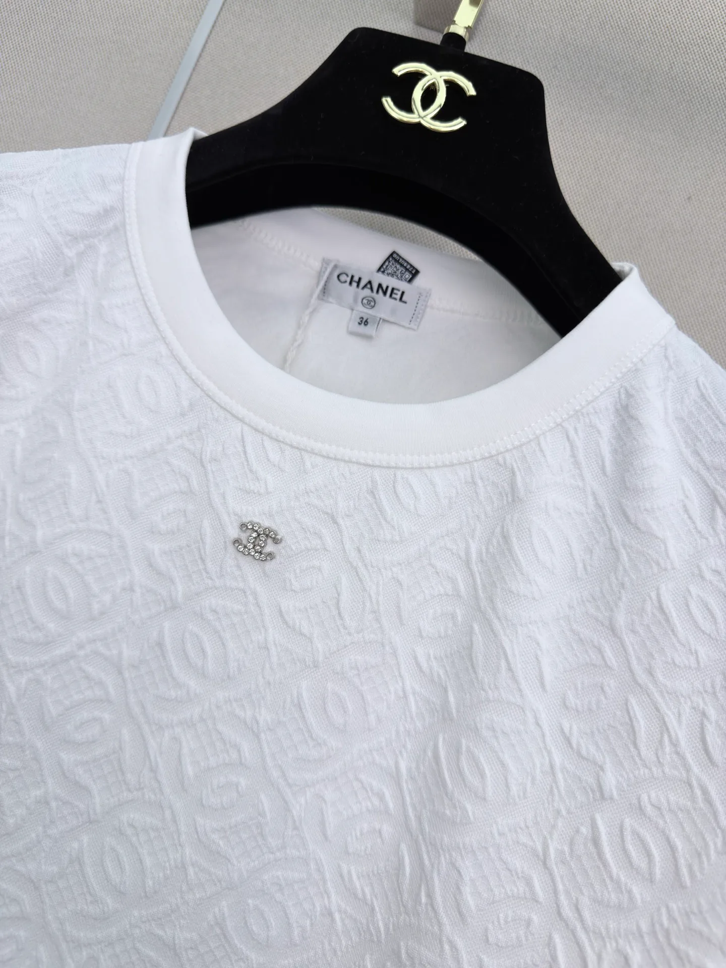 Футболки Женские Chanel 17765624