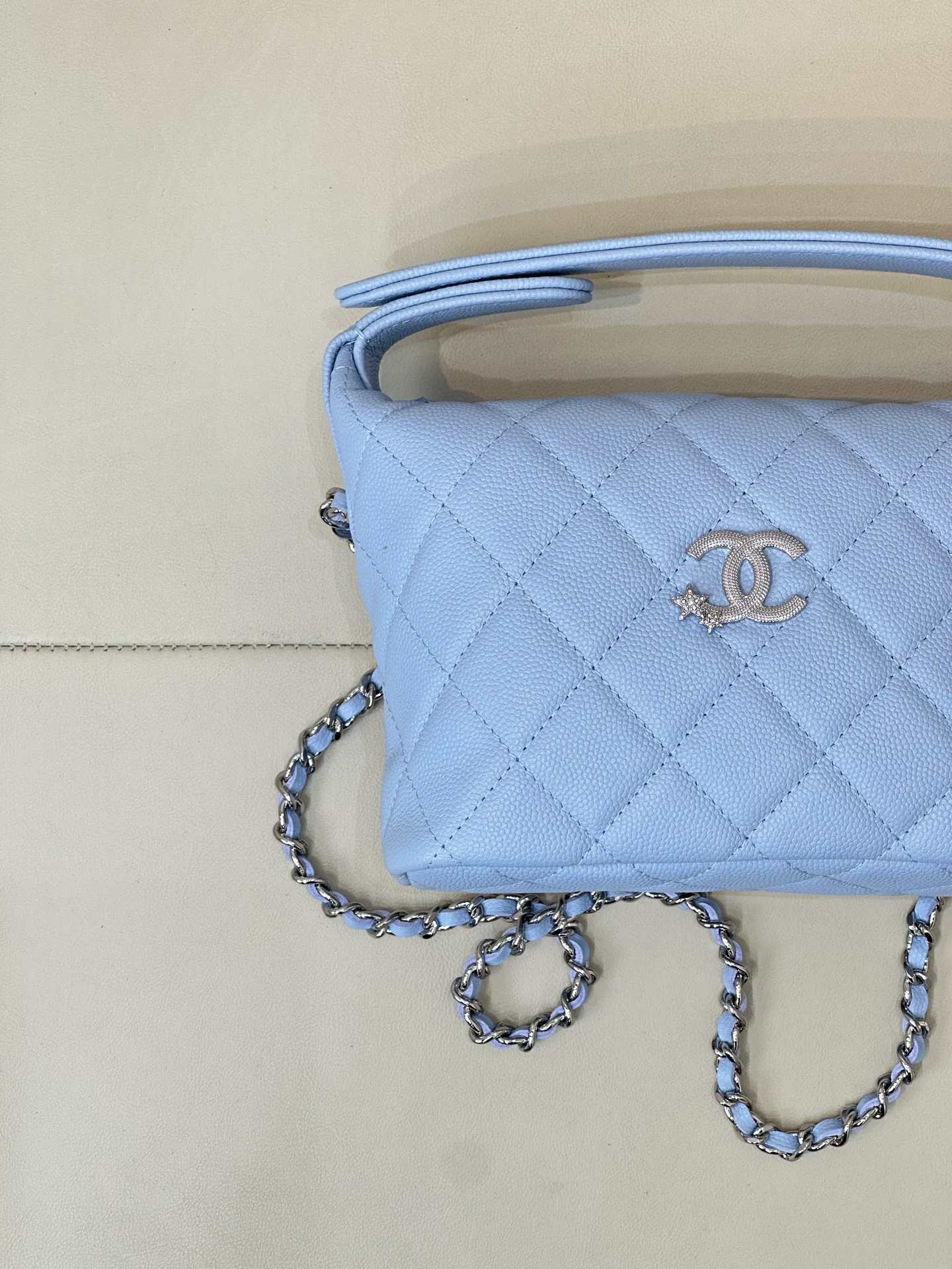 Классические Сумки Женские Chanel 18000305