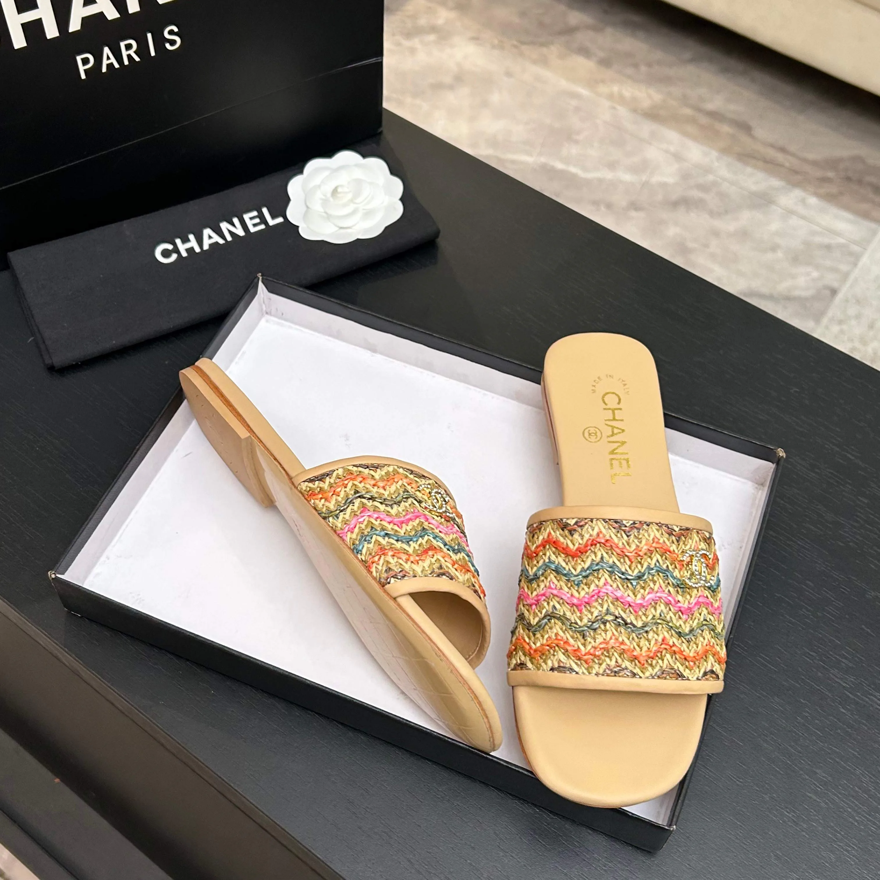 Шлепанцы Женские Chanel 10611365