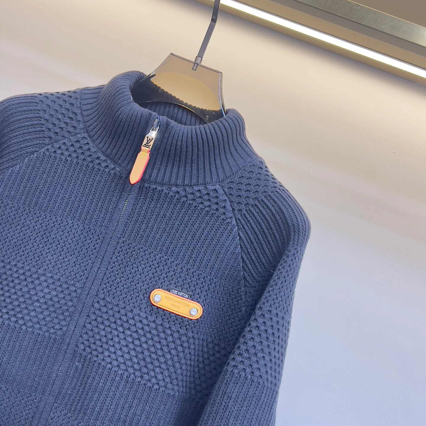 Куртки И Пуховики Женские Louis Vuitton 844045