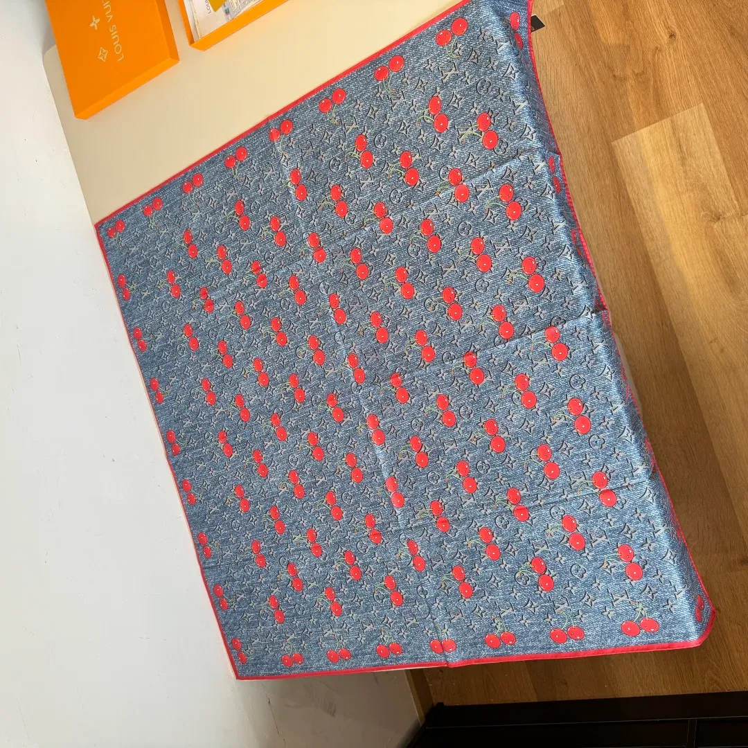 Платки Louis Vuitton 310386