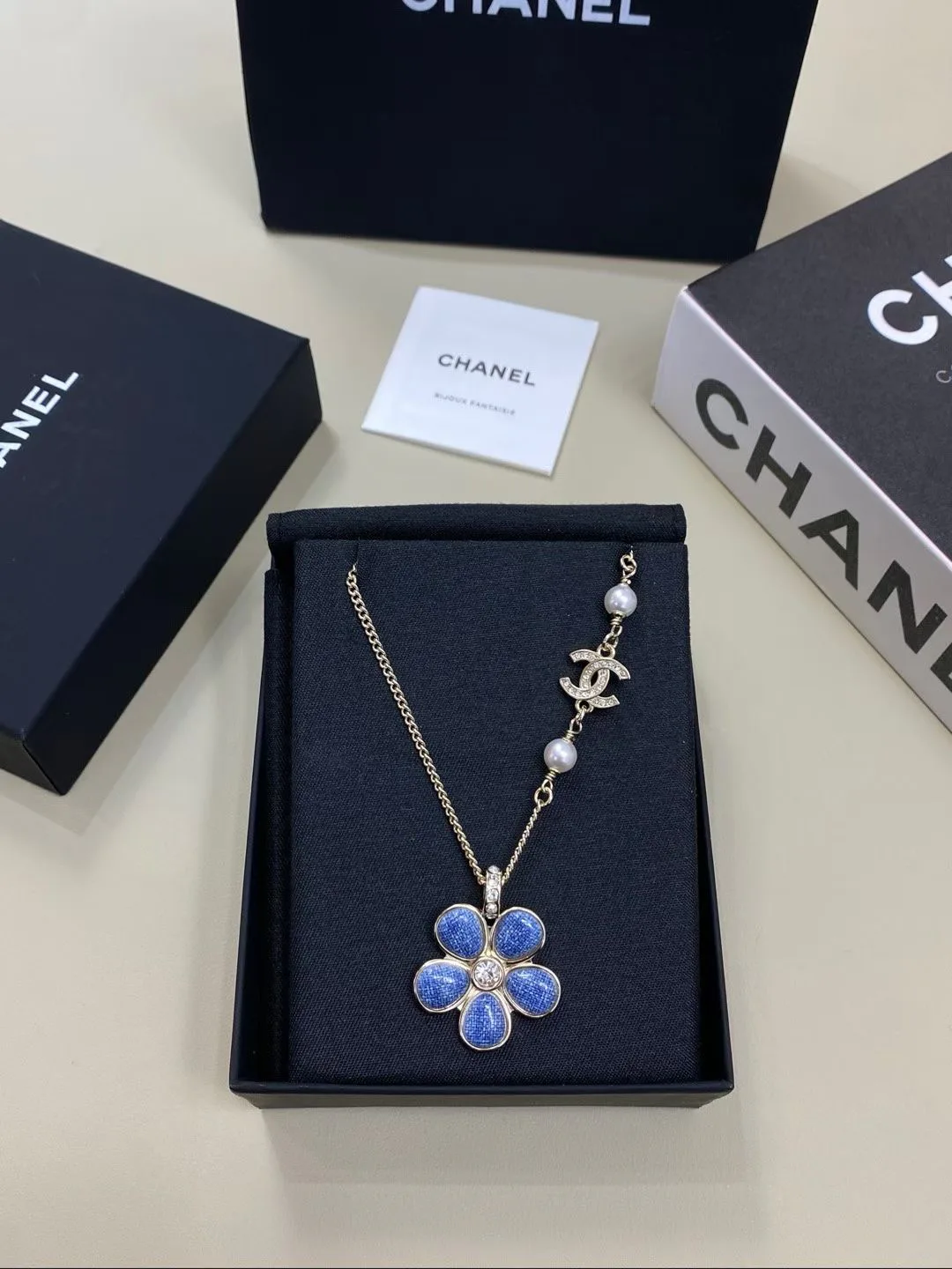 Бижутерия Chanel 822907