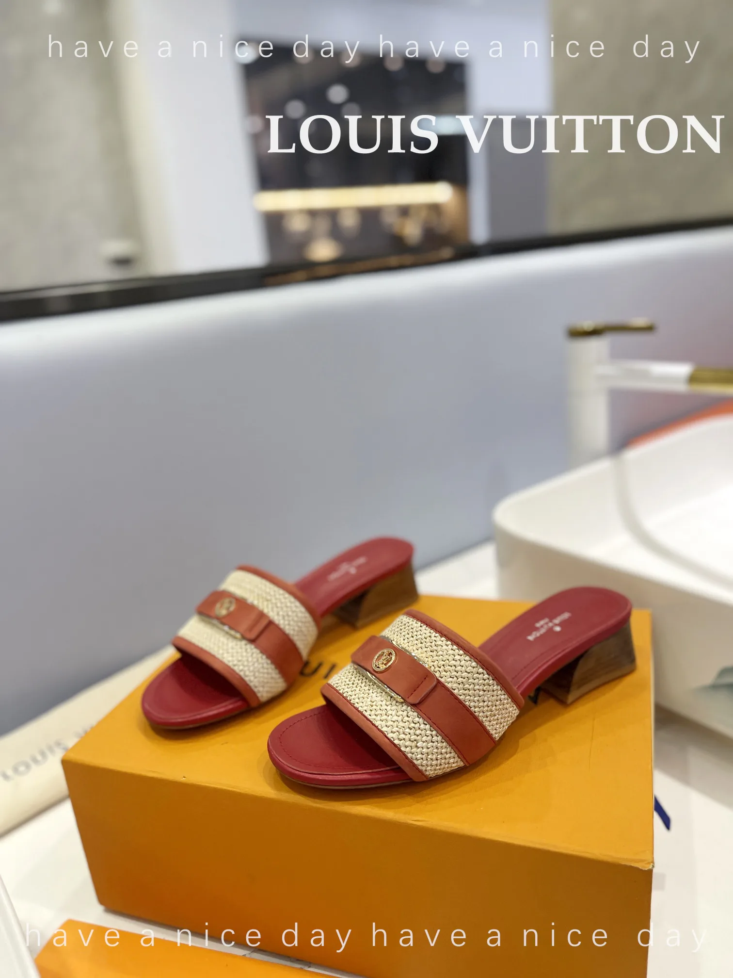 Босоножки Женские Louis Vuitton 9623589