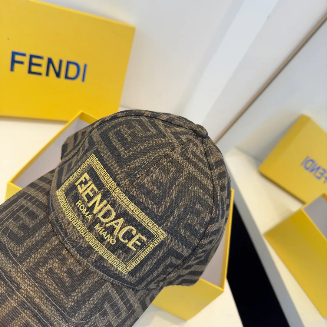 Головные Уборы Fendi 11416629