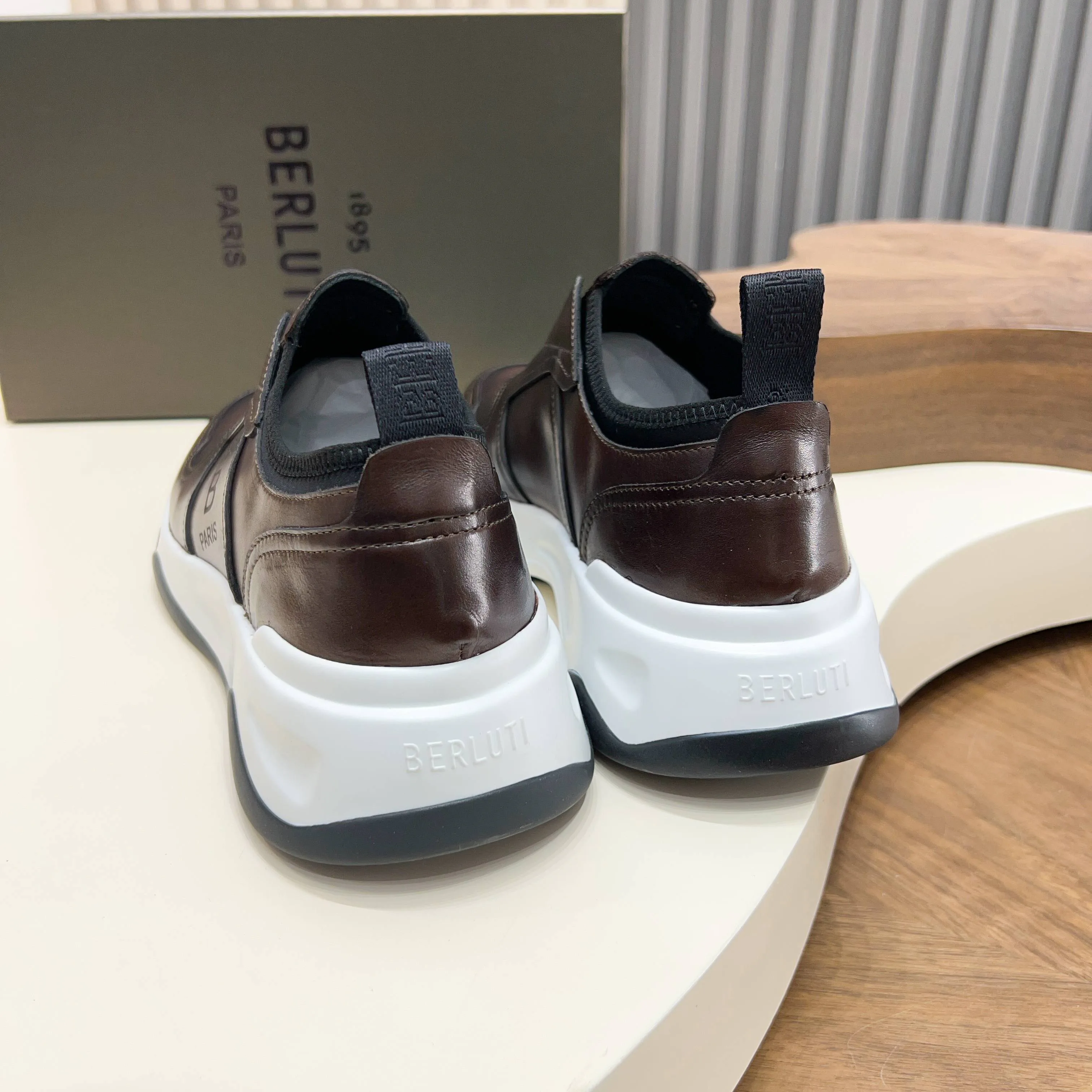 Кроссовки Мужские Berluti 18890239