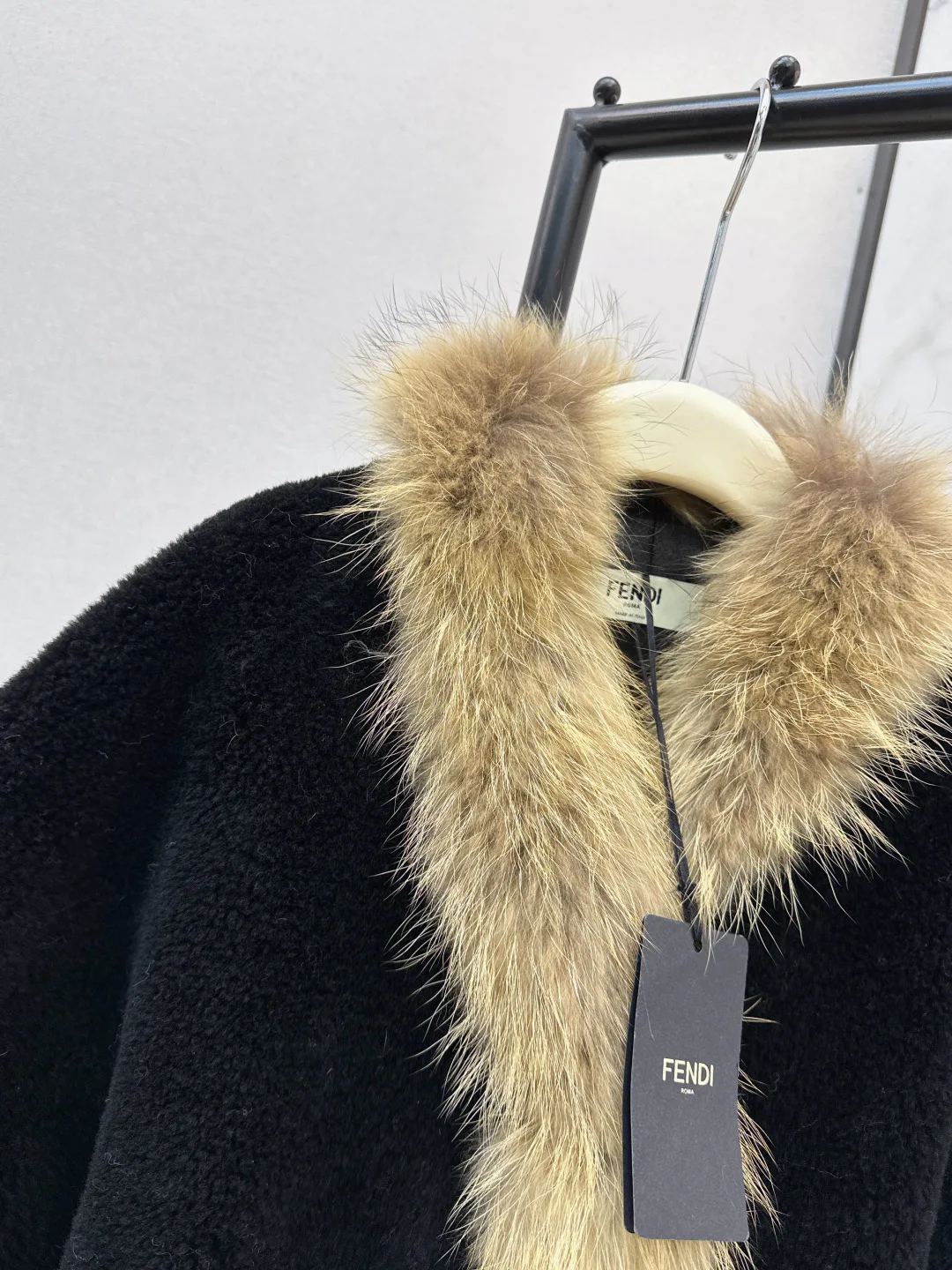 Куртки И Пуховики Женские Fendi 1139699