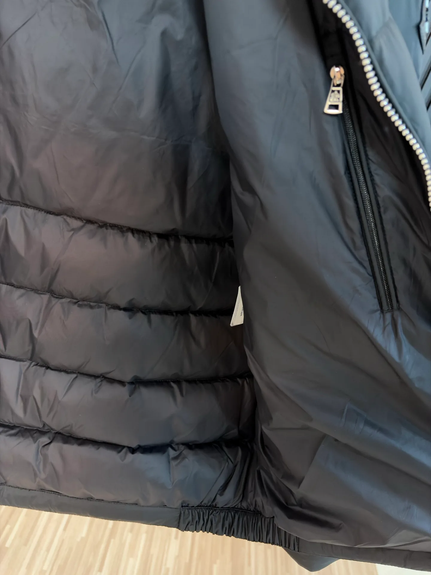 Куртки И Пуховики Женские Moncler 18188488
