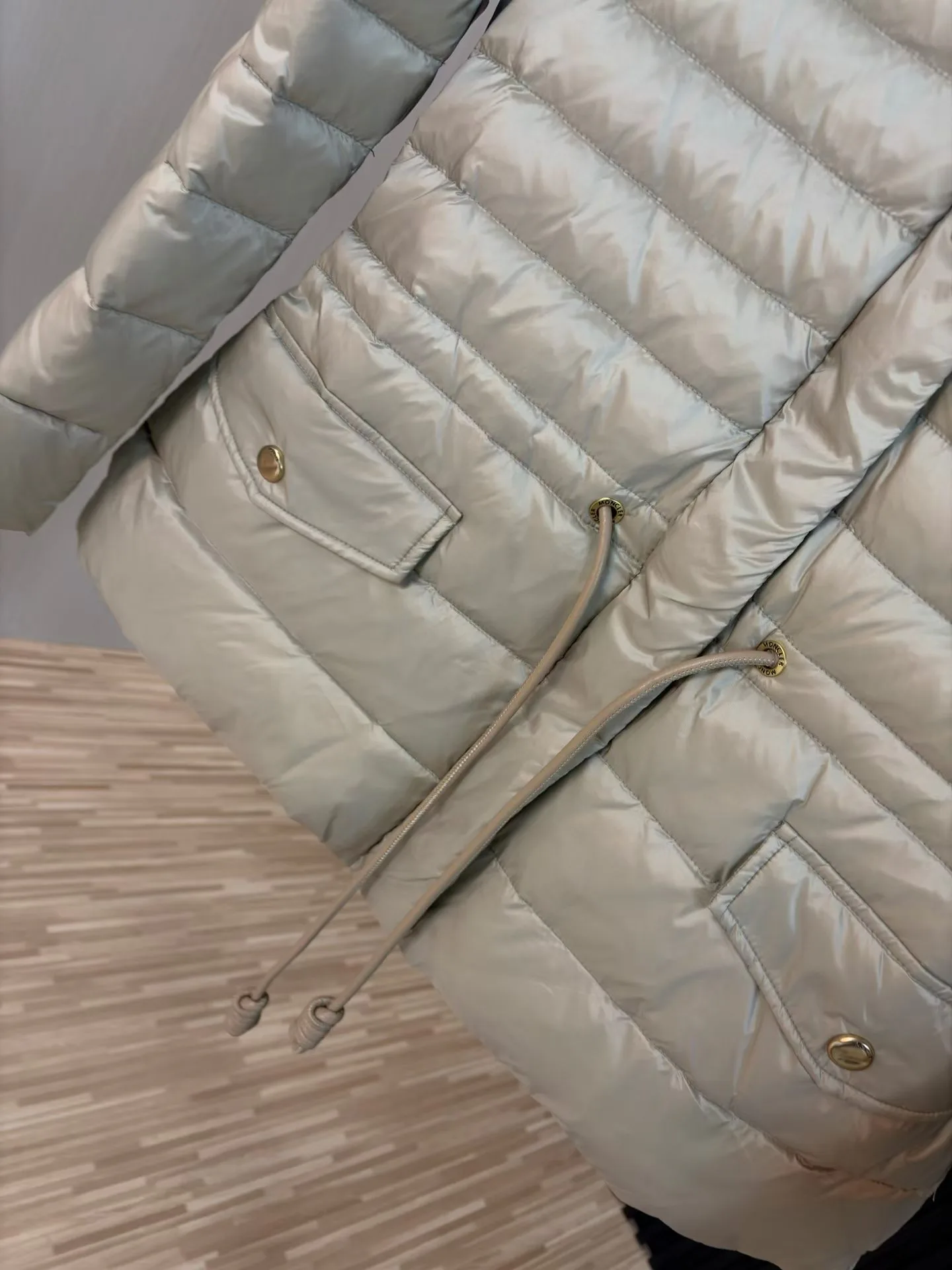 Куртки И Пуховики Женские Moncler 17897336