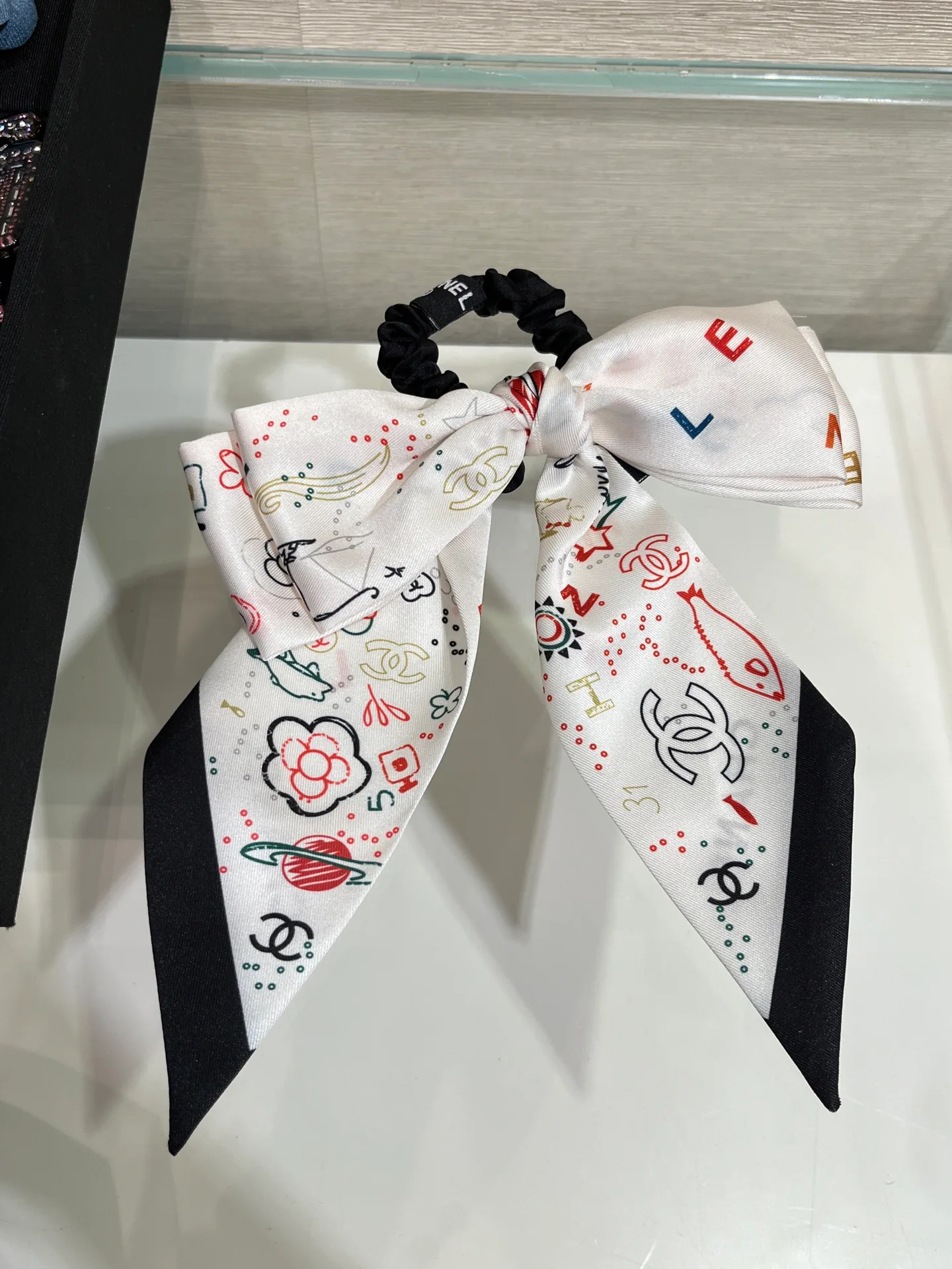 Платки Chanel 12642127