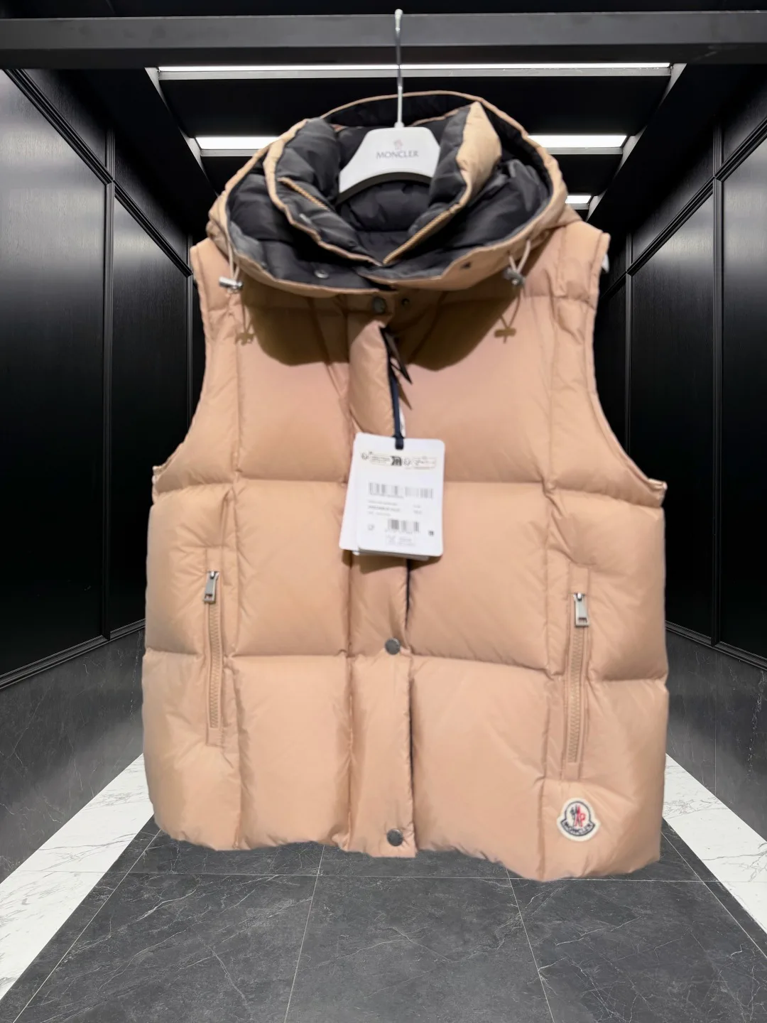 Жилеты Женские Moncler 18761331