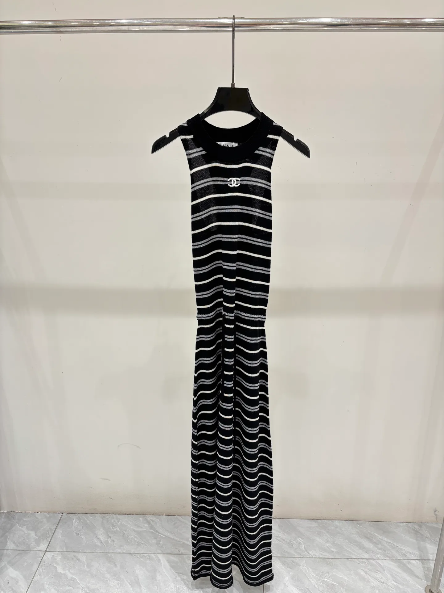 Платья Женские Chanel 17234714