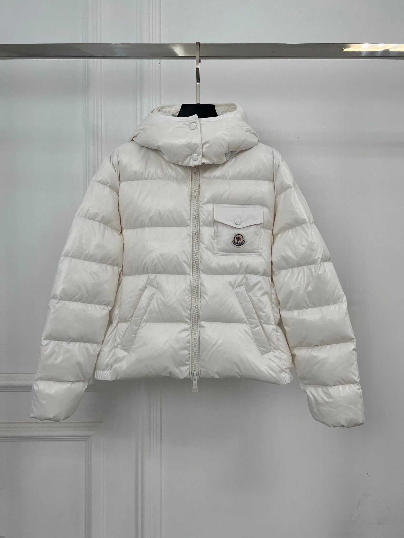 Куртки И Пуховики Женские Moncler 18416215