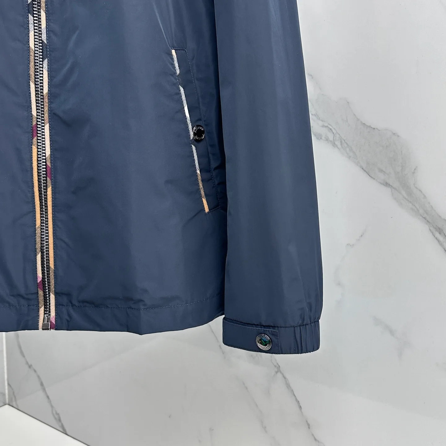 Куртки И Пуховики Мужские Burberry 18246769